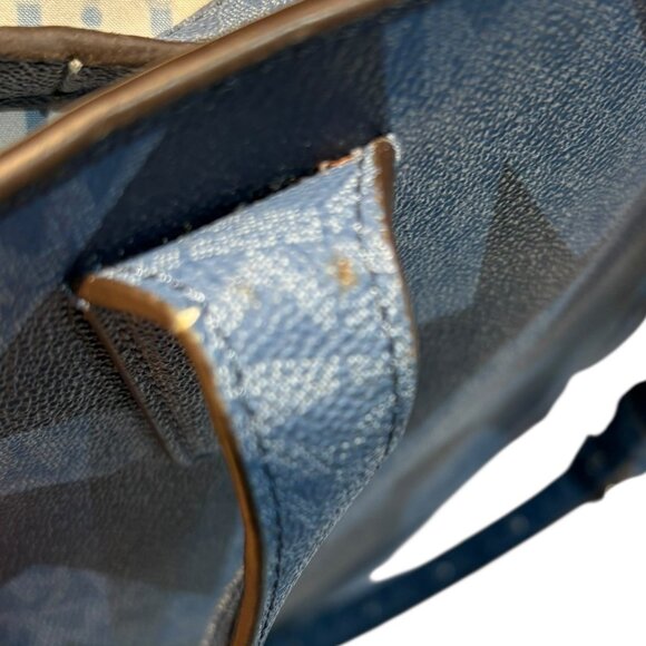 Michael Kors Kenly Large Logo Print Tote Blue (Chambray) - Picture 13 of 16